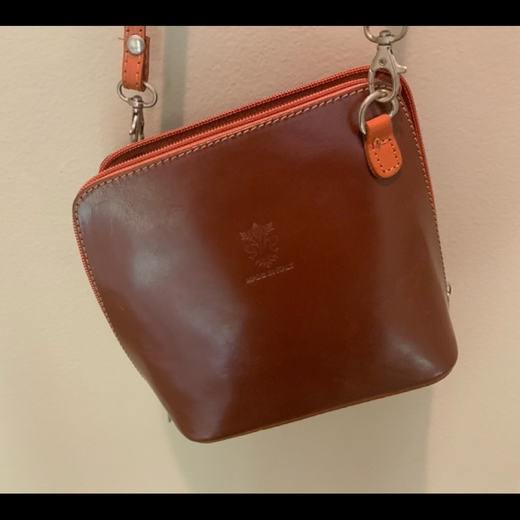 NWOT 2-tone Brown Italian Leather Crossbody Bag - Picture 3 of 12